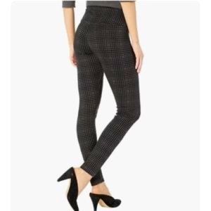 Lyssé Womens Glen Plaid Ponte Signature Legging Size 3X